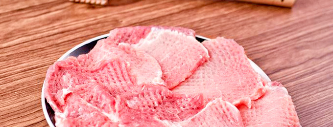 Pork_rolls_with_nuts_and_prunes_06