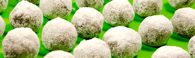 Chocolate_cookies_with_mint_14