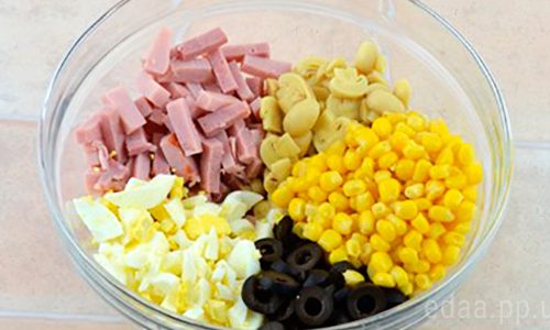 Салат "Квинтет" с ветчиной Салат "Квинтет" с ветчиной