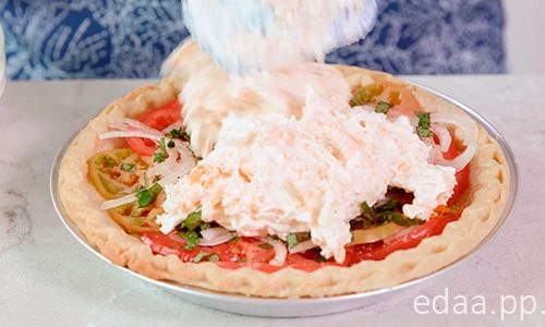 Пирог с помидорами и сыром